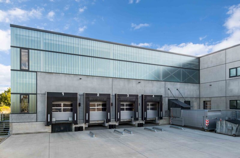 Logistik- und Lagergebäude aus Betonfertigteil