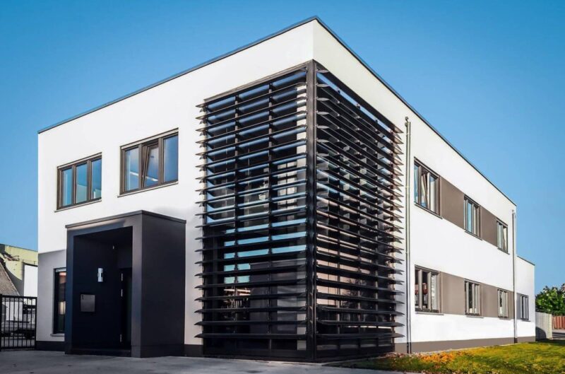 Bürogebäude aus Betonfertigteile