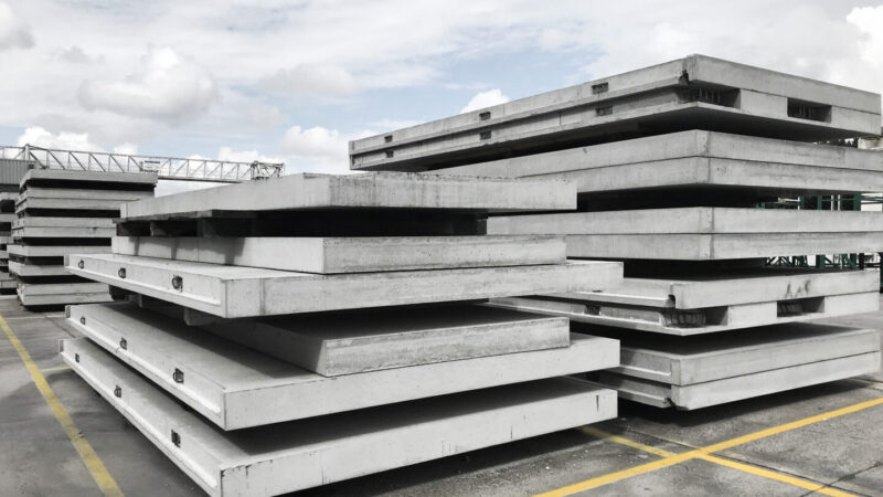 Beton Massivdecke gestapelt